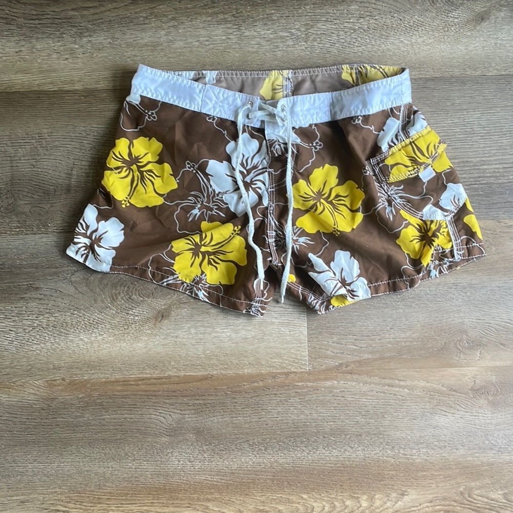 Hawaiian Print Shorts